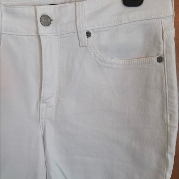 NYDJ Not Your Daughter’s Jeans Marilyn Straight white jeans size 8P - Picture 4 of 4